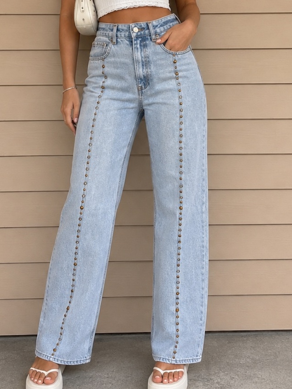 Forever 21 Studded Rivet Straight Leg Light Wash Y2K 90’s Denim High-Rise